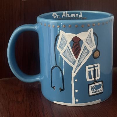 رسم يدوي علي المجات