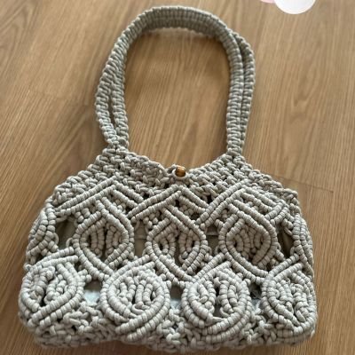 شنطة مكرمية