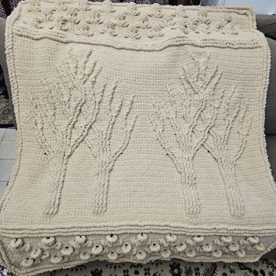 بطانية الأشجار و الزهور