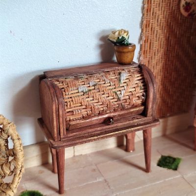 ديكور غرفه مصغره بداخلها اثاث و ماكنه خياطه مصنعه بالكامل يدوياً 