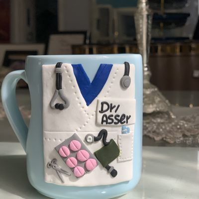 مج من الصلصال الحراري  دكتور 