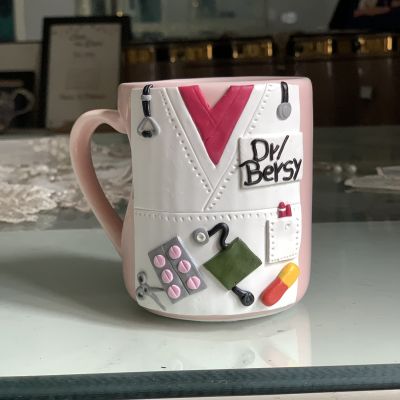 مج من الصلصال الحراري  دكتور 