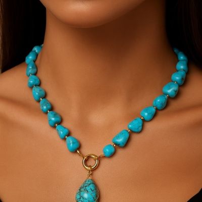 عقد من احجار الفيروز و الفواصل الستانلس ستيل 480