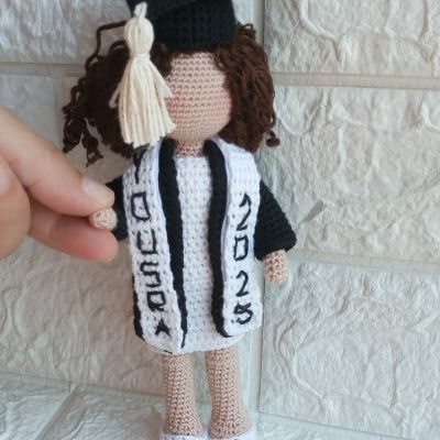 Graduation girl doll