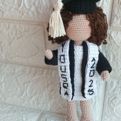 Graduation girl doll