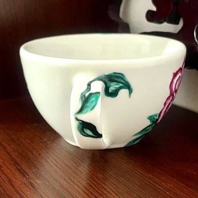 رسم يدوي علي المجات