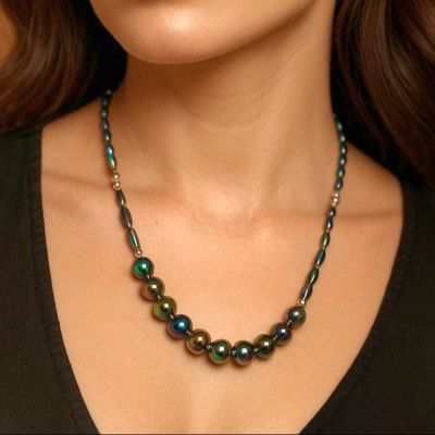 كوليه من حجر الهيماتيت