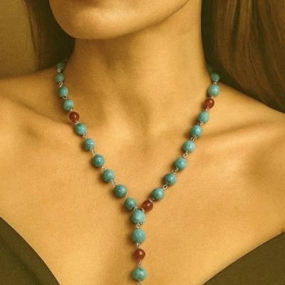 كوليه من حجر الفيروز والعقيق 