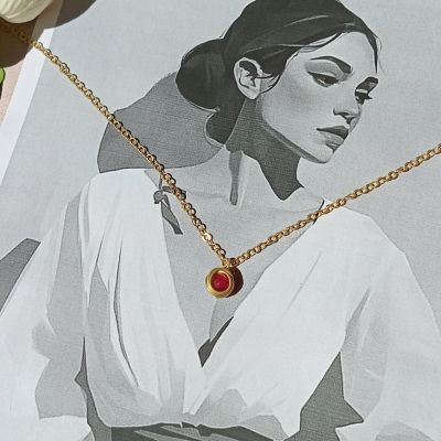 سلسلة نحاس رقيقه بحجر عقيق 