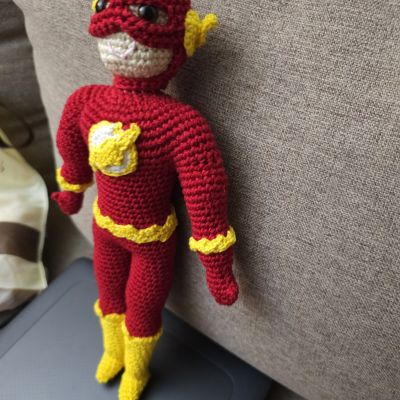 فلاش السوبر هيرو