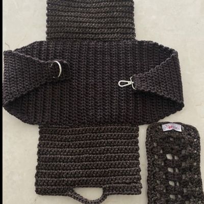 حامل للصواني