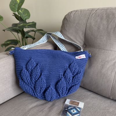 شنطة فروع شجر مجسمة 