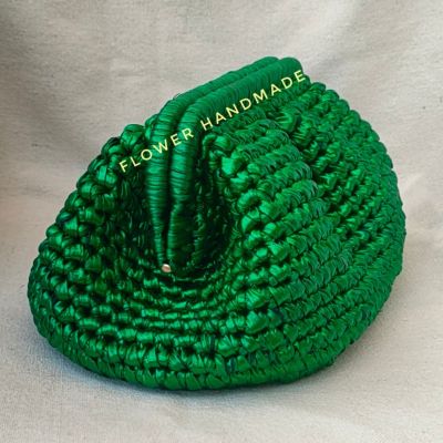 Green clutch 