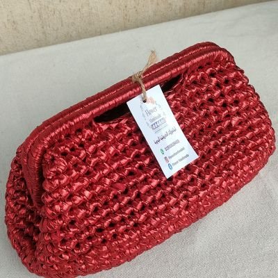 Red clutch 