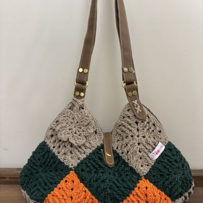 شنطة بمربعات جراني 