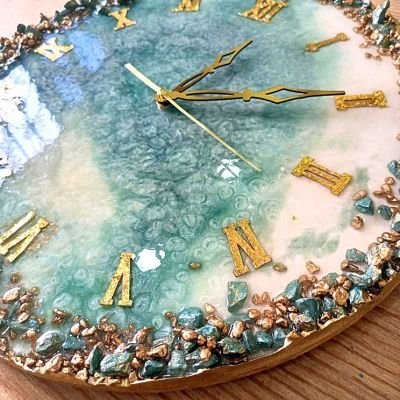 ساعة ريزن فيروزي 