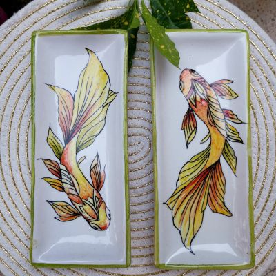 طبق خزفى مرسوم يدويا