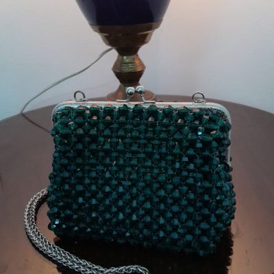 شنطة كريستال بالفريم الفضى