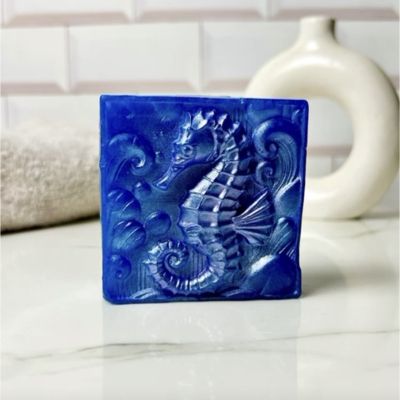 صابونة صيفى شكل حصان البحر بالجلسرين