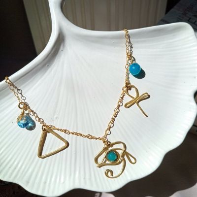 سلسلة نحاس بدلايات فرعونيه 