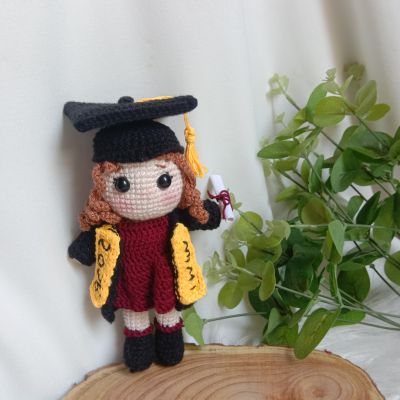 عروسة التخرج 