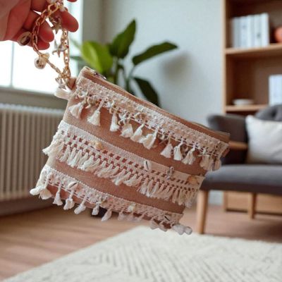 كلاتش من الكتان 