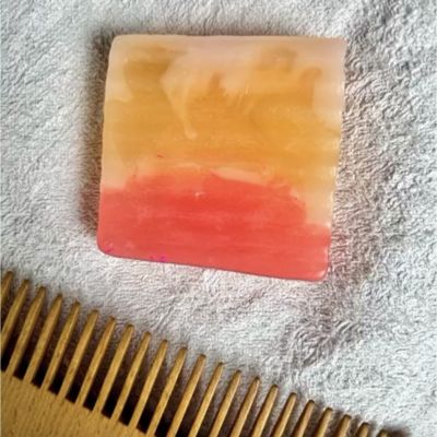 صابونة لبان الدكر الطبيعية للبشرة