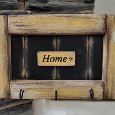 لوحة تعليق مفاتيح