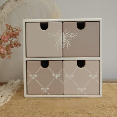 Wooden accessories organiser 