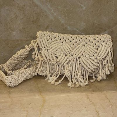 شنطه كتف أو كروس من أعمال المكرميه