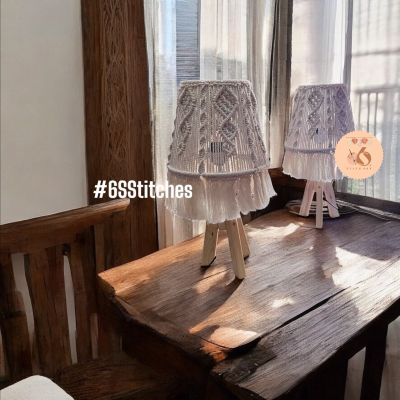 اباجورة مكتب او كومود 