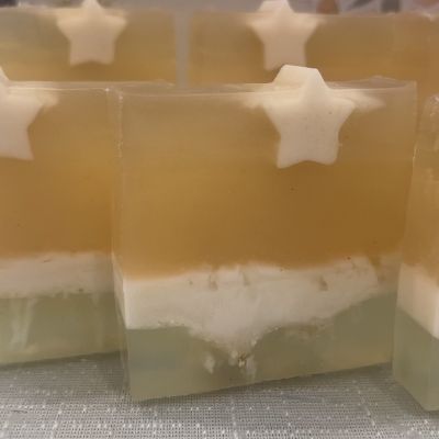 صابونة الكولاجين بمكونات طبيعية