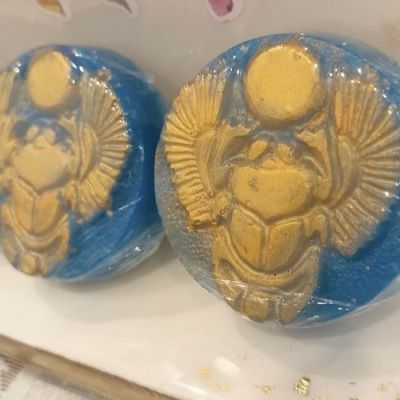   صابونة الجعران الفرعوني  																 Variable 																 Status 																 Approval 																 Products Variants  Name  *  English العربية  Quantity  Price  Discount  Status  Description 															 English العربية  Notes  Not