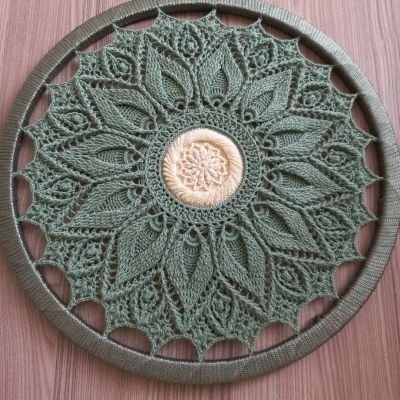 معلقة كروشية