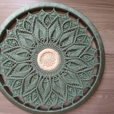 معلقة كروشية