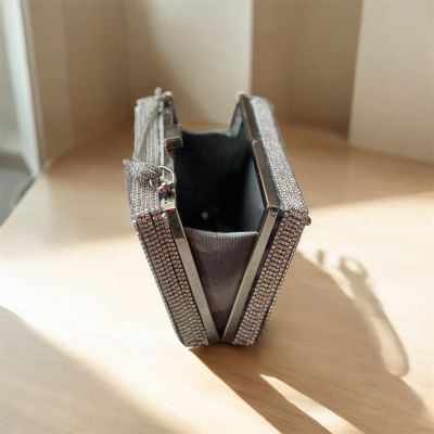 حقيبه سواريه 