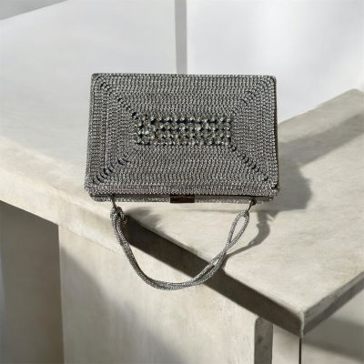 حقيبه سواريه 