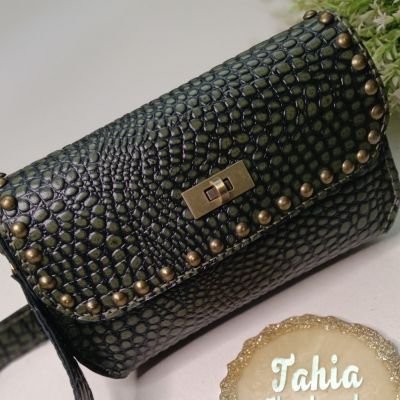 شنطة حريمى جلد طبيعي 