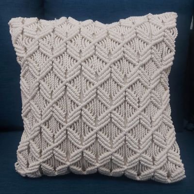 كوشن مكرمية