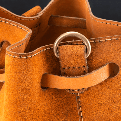 Crossbody bag with belt