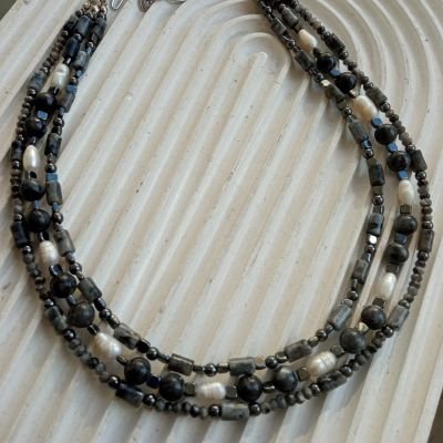 كوليه لابرادورايت مع اللؤلؤ الطبيعي