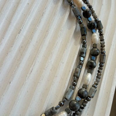 كوليه لابرادورايت مع اللؤلؤ الطبيعي