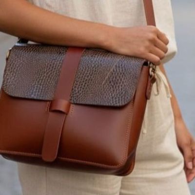 شنطه حريمى جلد طبيعى هاندميد 