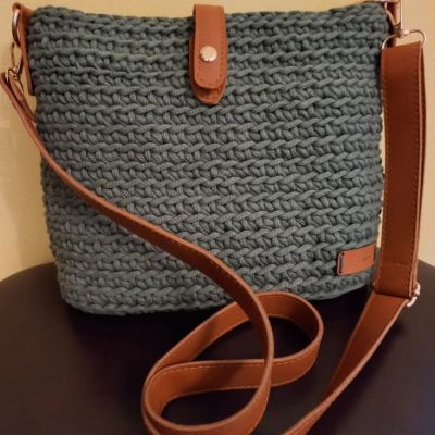 شنطة كروشيه عصرية