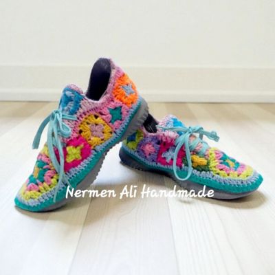 Crochet shoes