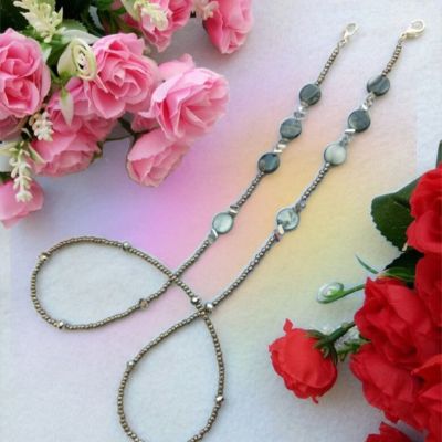 سلسلة نظارة مختلفة 