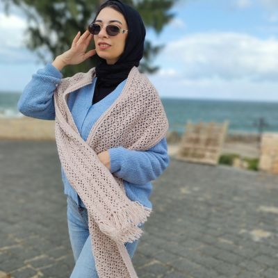 Scarf crochet with pockets 