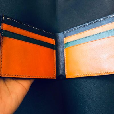 محفظة كلاسيك