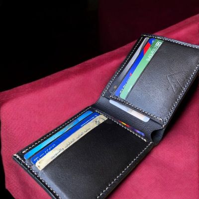 محفظة كلاسيك