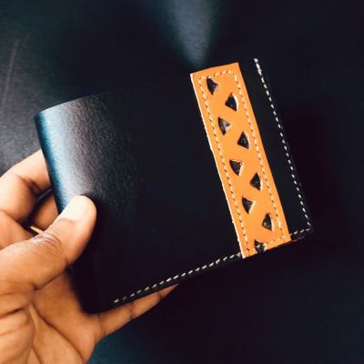 محفظة كلاسيك